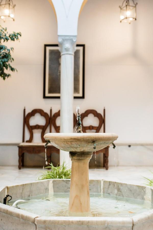 Magico Apartamento En Casa Palacio Del Siglo XVII Séville Extérieur photo