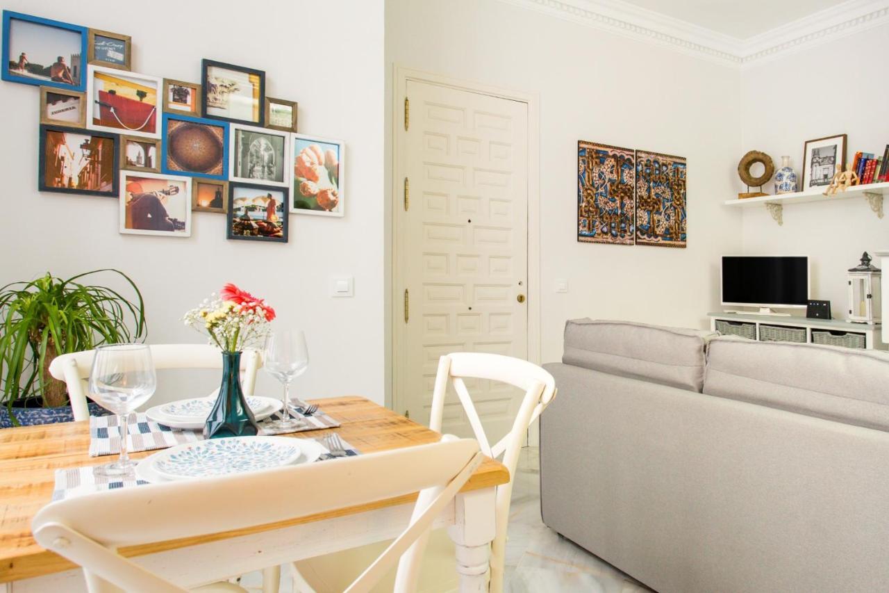 Magico Apartamento En Casa Palacio Del Siglo XVII Séville Extérieur photo